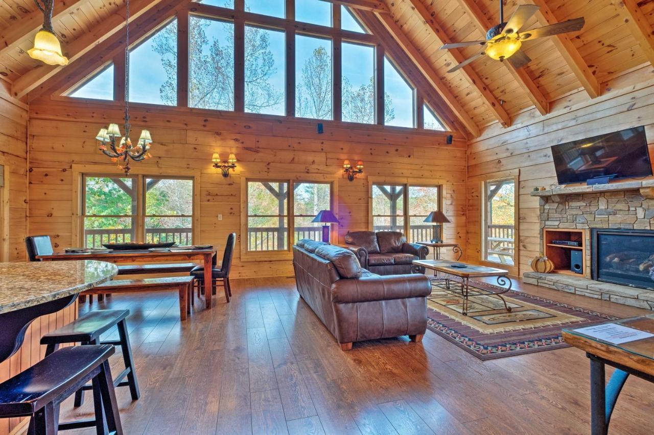 Pigeon Forge Cabin With Brand New Hot Tub And Views! Sevierville Ngoại thất bức ảnh